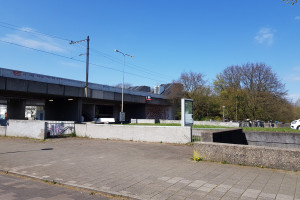 Veiligheid NS station Duivendrecht en metrostation Van der Madeweg